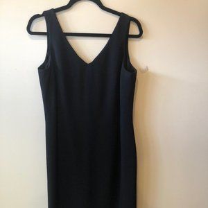 Black sleeveless sheath  Jones New York Platinum Collection